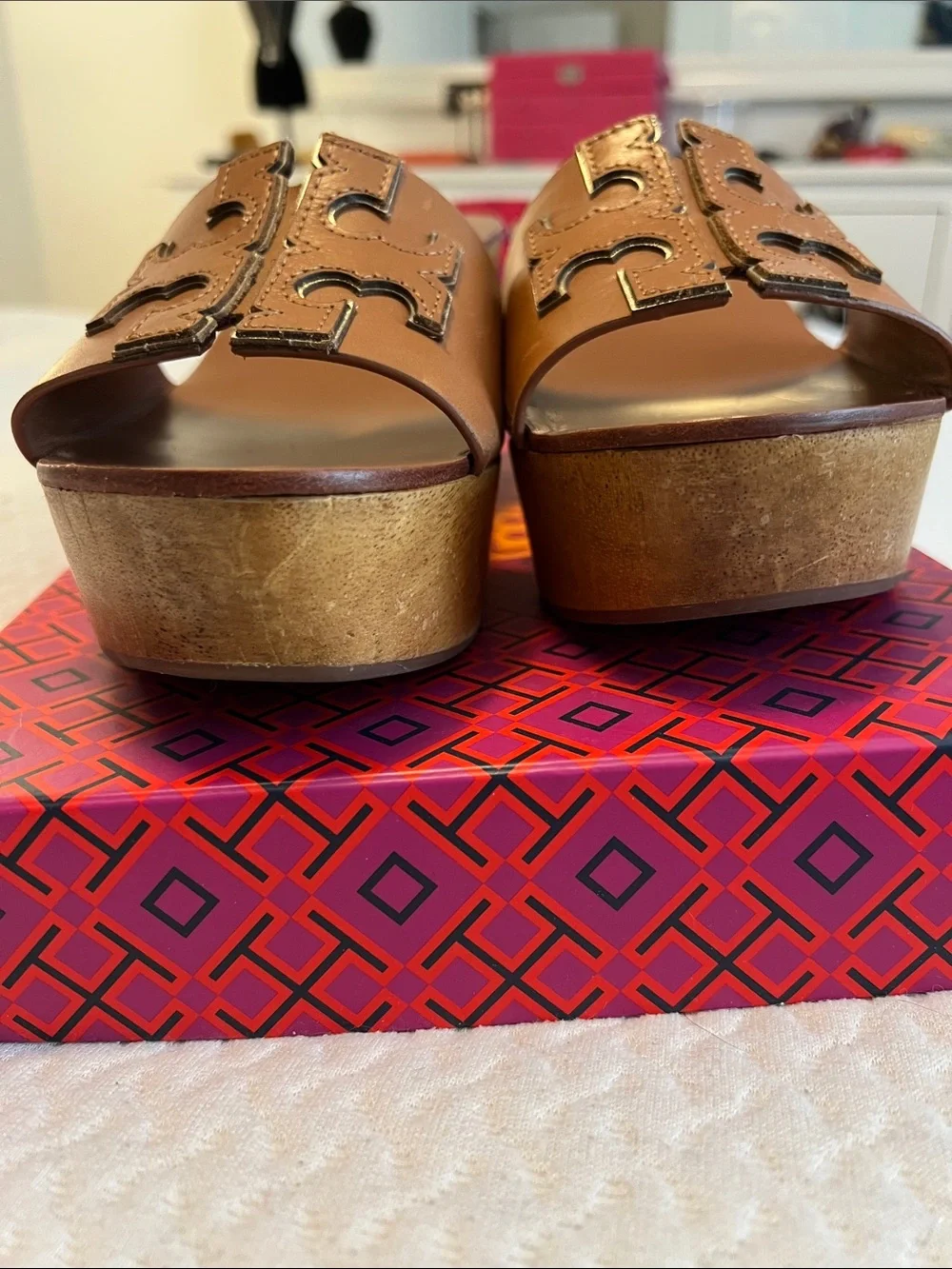 Tory Burch smooth tan